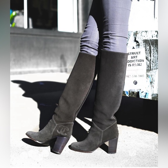 Chanel Grey Suede Knee High Boots 38.5 - Picture 1 of 6
